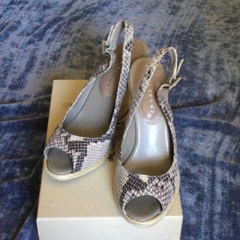 IVANKA TRUMP WEDGE ESPADRILLES